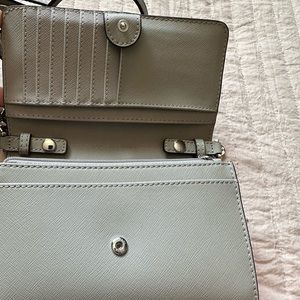 Michael Kors crossbody cluth